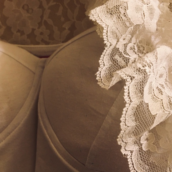 SUPER SEXY LACE UP CORSET TOP AND LACE ROBE - Picture 6 of 12